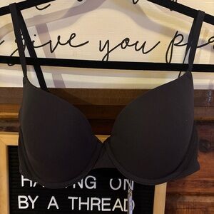SKIMS Elegant Black Bra